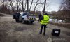 У Сумах поліцейські затримали зловмисника, який зберігав наркотики та погрожував гранатою