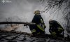 У Сумах рятувальники приборкали загоряння дачного будинку (відео)