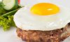 Добавление куриного мяса и яиц в рацион снижает риск сердечных приступов, инсультов, деменции и депрессии.