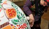 В Сумах готовят полутораметровую писанку к отправке в Киев (фото)