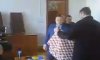 Депутаты горсовета передали мэру Сум одеяло Насирова
