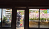 У Тростянці розбійник напав на продавчиню квітів (відео)