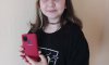 Дівчинці з Тростянця українські військові повернули телефон, який у неї відібрали рашисти