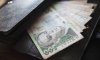 В Україні можуть "заморозити" мінімальну зарплату та соцвиплати