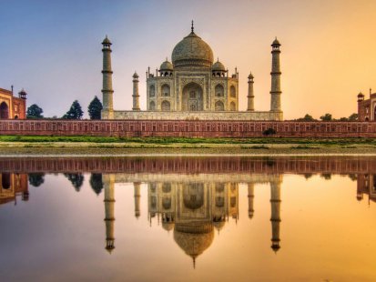 Тадж-Махал - жемчужина индийской архитектуры