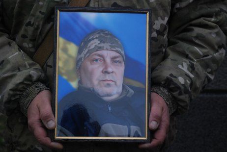 У Шостці попрощалися із захисником Дмитром Колотом