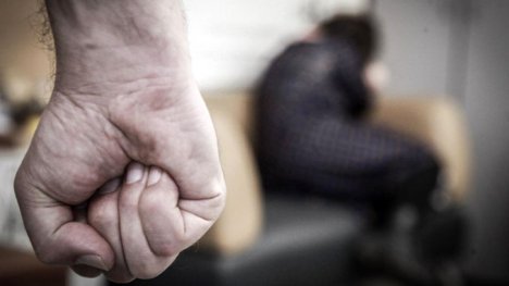 У Сумах за домашнє насильство над матір’ю чоловіку дали рік обмеження волі