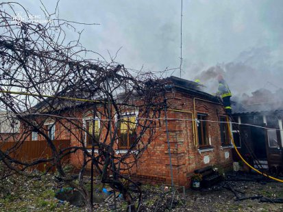 Під Сумами вогнеборці ліквідували загоряння в житловому секторі