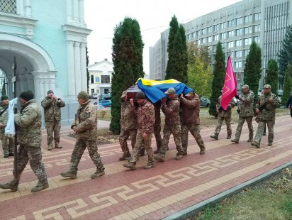 У Сумах попрощалися із двома захисниками