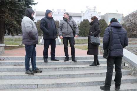 У Сумах прикрасять живу ялинку біля фонтану “Садко”