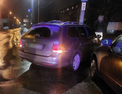 У Сумах на повороті зіткнулися два «фольксвагени»