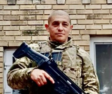Кролевецька громада втратила героя Олександра Ульмасова