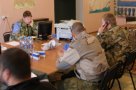 Телефоны горячей линии: 095 628 000 8; 097 07 07 014; 063 888 40 40. Колл-центр ежедневно принимает сотни звонков со всей Украины от родственников пленных и пропавших без вести солдат.