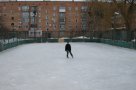Как в старые добрые времена. Каток во дворе на ул. Комсомольской, 27 бесплатный.